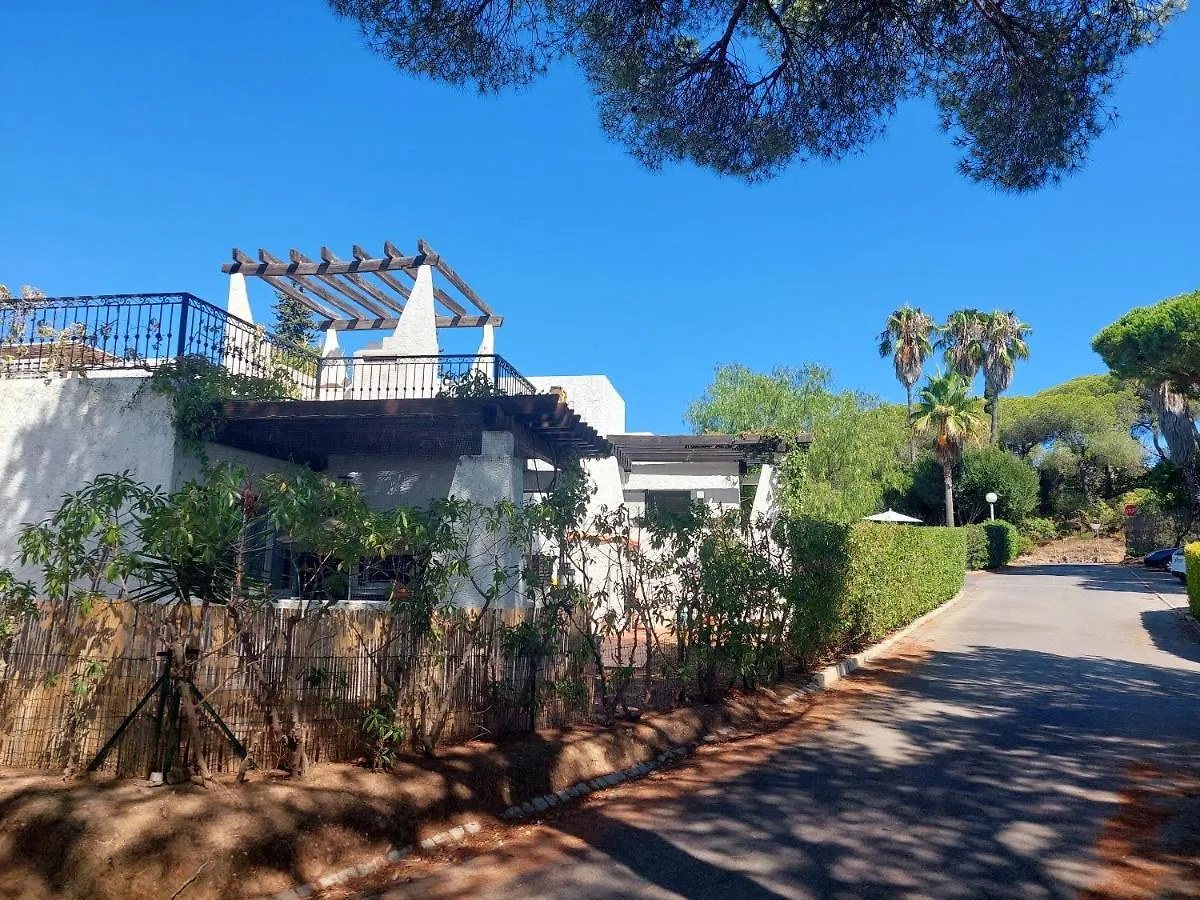 Villa Charming House In Quarteira With Garden View And Terrace Benfarras Casa vacanze